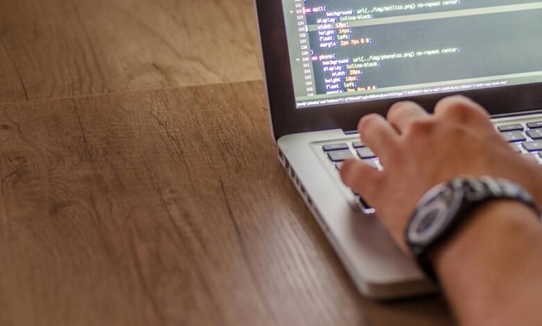 digital experts improve online platform